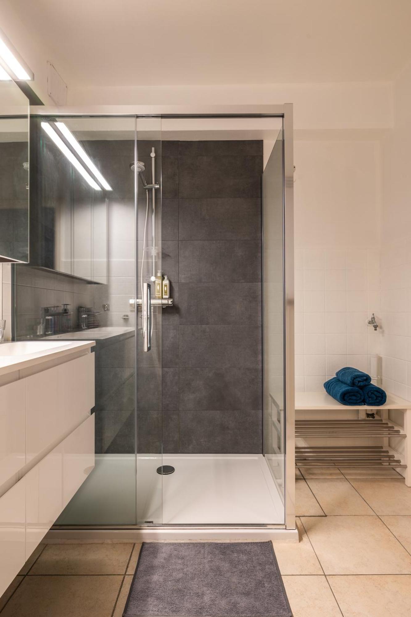 Weloveoostende - Newly Renovated Large Apartment 150M From The Beach - Including Bed Sheets And Final Clea-Ning 外观 照片
