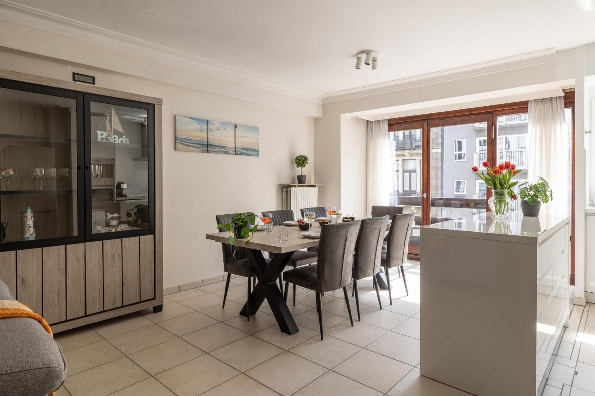 Weloveoostende - Newly Renovated Large Apartment 150M From The Beach - Including Bed Sheets And Final Clea-Ning 外观 照片